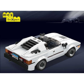 27036 - M1 Sportwagen inkl. Vitrine (Mould King)