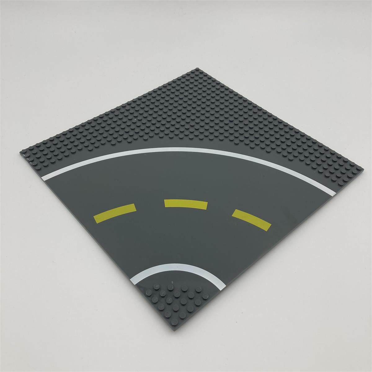 AA001- Grundplatte Straße mit Kurve, unterbaubar 32x32